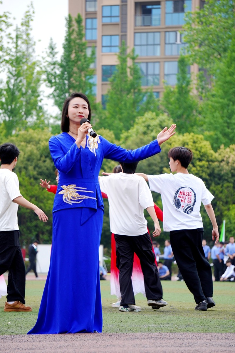 学生工作分工会+唱响校园+唐恬_副本.jpg