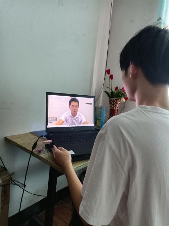 向四有好老师学习，入四有好青年行列4.jpg