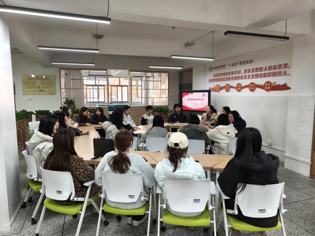 新闻稿35照片.jpg