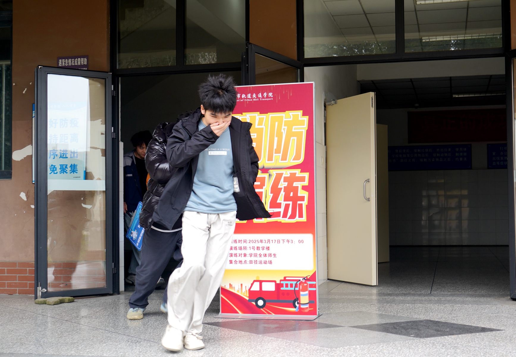 楼梯口3.jpg