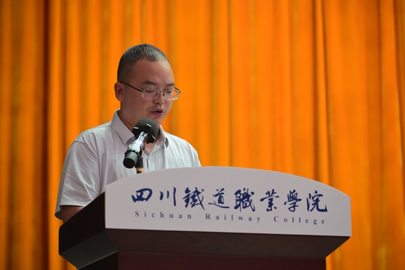 微信图片_20250909171450_103_296.jpg